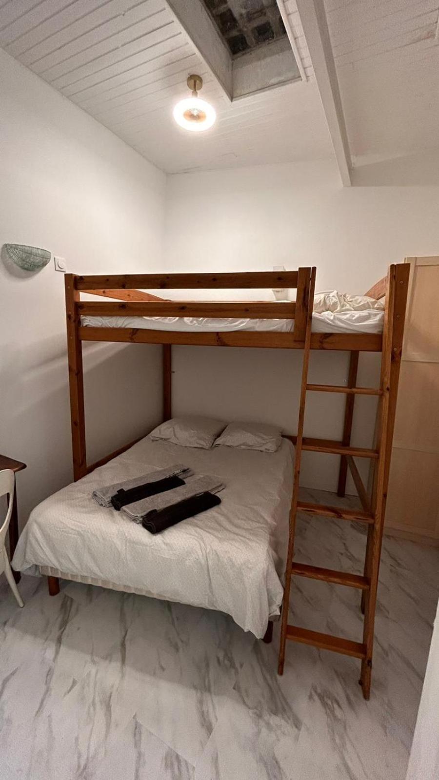 Privatunterkunft Bed And Breakfast Chez L'Habitant Marseilles