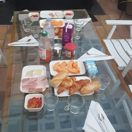 Bed And Breakfast Chez L'Habitant Marseilles Buitenkant foto